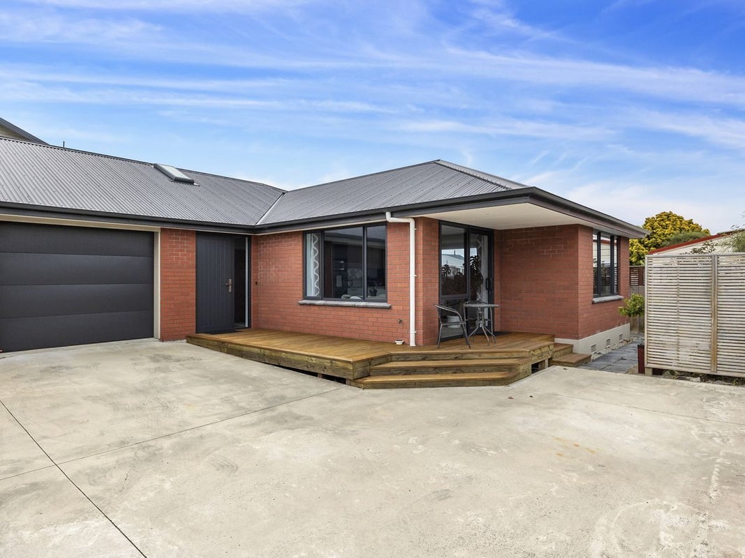 12B Marlow Street, Saint Kilda, Dunedin - Carousel 1