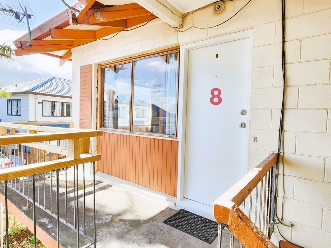 8/106 St Lukes Road, Mount Albert, Auckland - Carousel 1