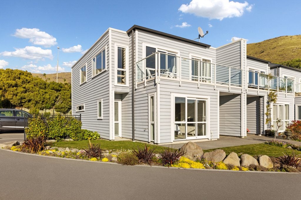54/60 Port Hills Road, Heathcote Valley, Christchurch - Carousel 2