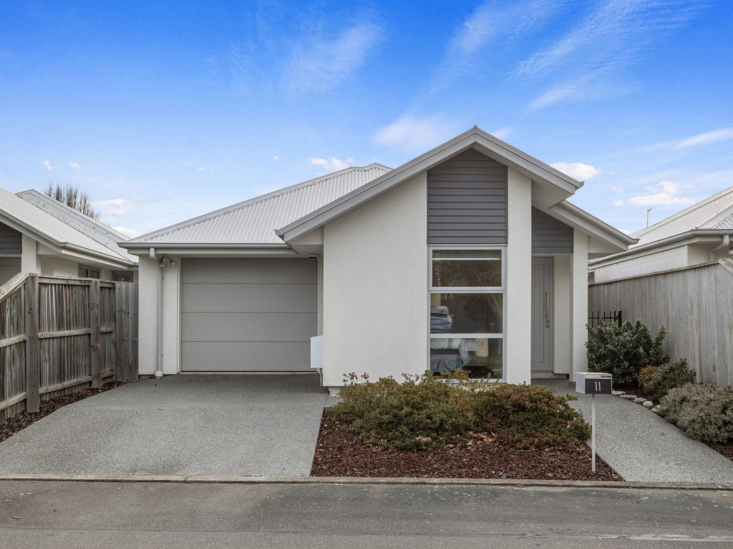 11 Jacques Way, Yaldhurst, Christchurch - Carousel 1