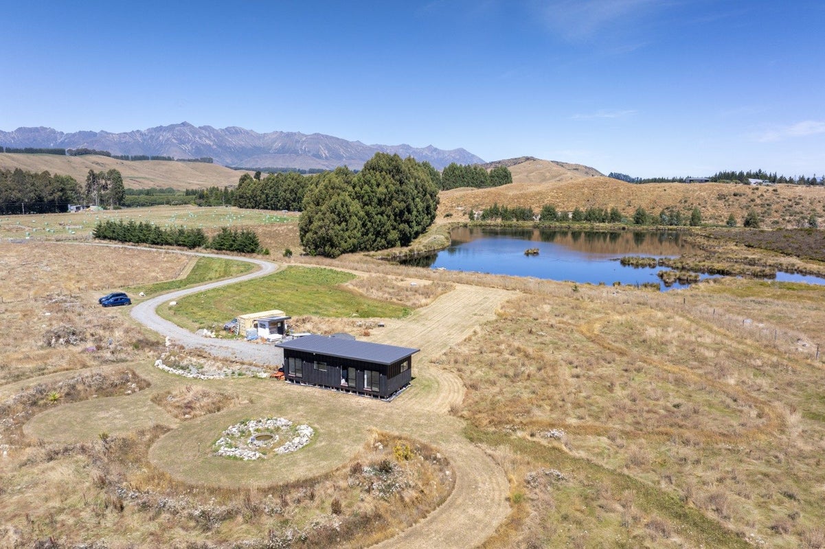 1396 Ramparts Road, MANAPOURI, TE ANAU - Carousel 1