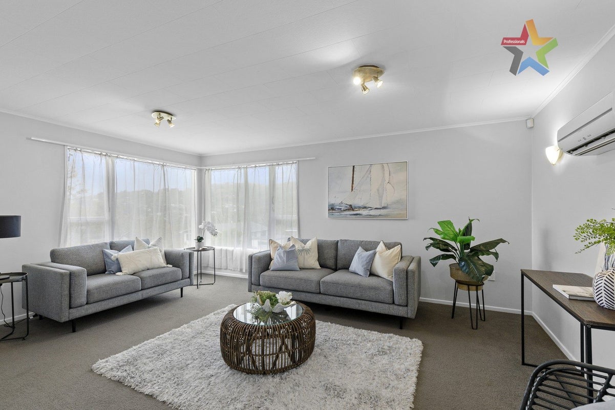 70 Major Drive, Kelson, Lower Hutt - Carousel 1