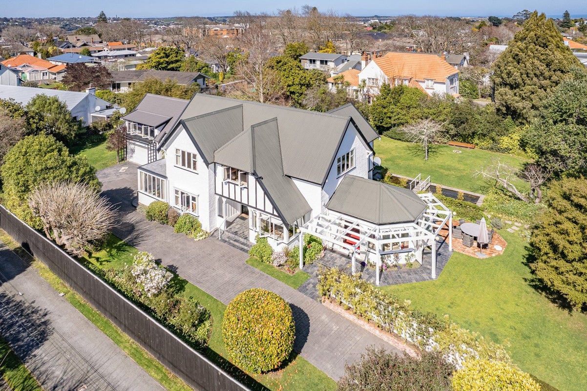 32 Brassey Road, Saint Johns Hill, Whanganui - Carousel 1