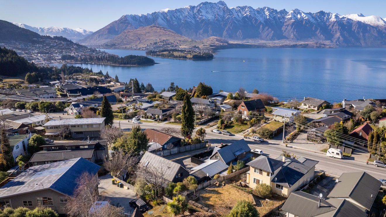 170A Fernhill Road, Fernhill, Queenstown - Carousel 1