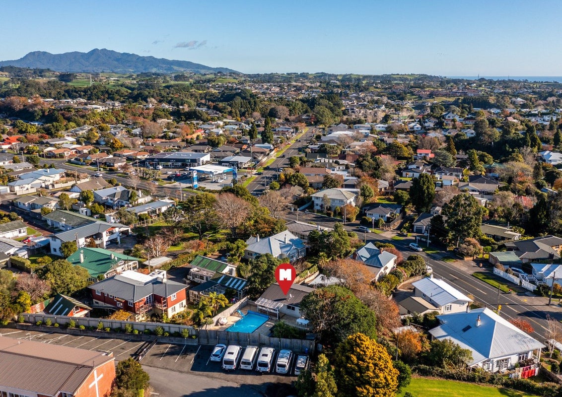 219 Tukapa Street, Westown, New Plymouth - Carousel 44