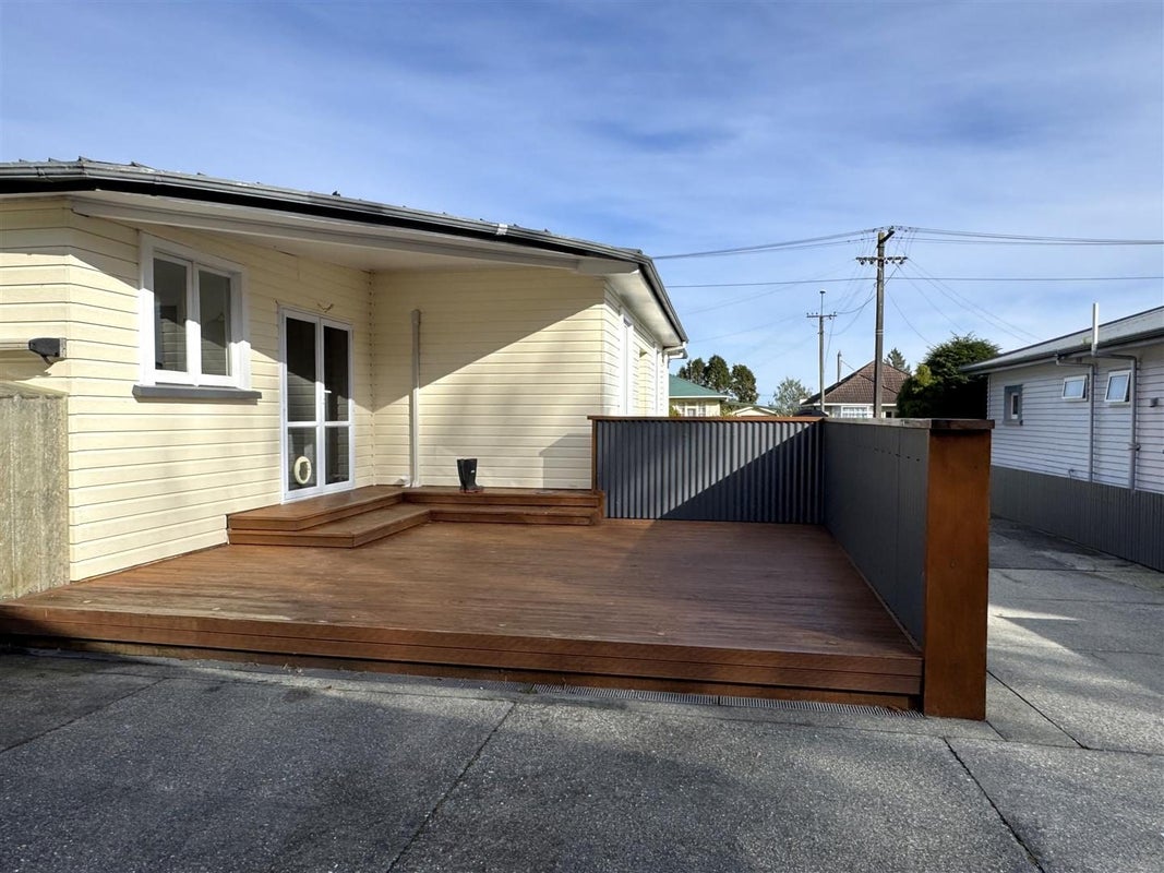 17 Ashmore Avenue, Cobden, Greymouth - Carousel 2