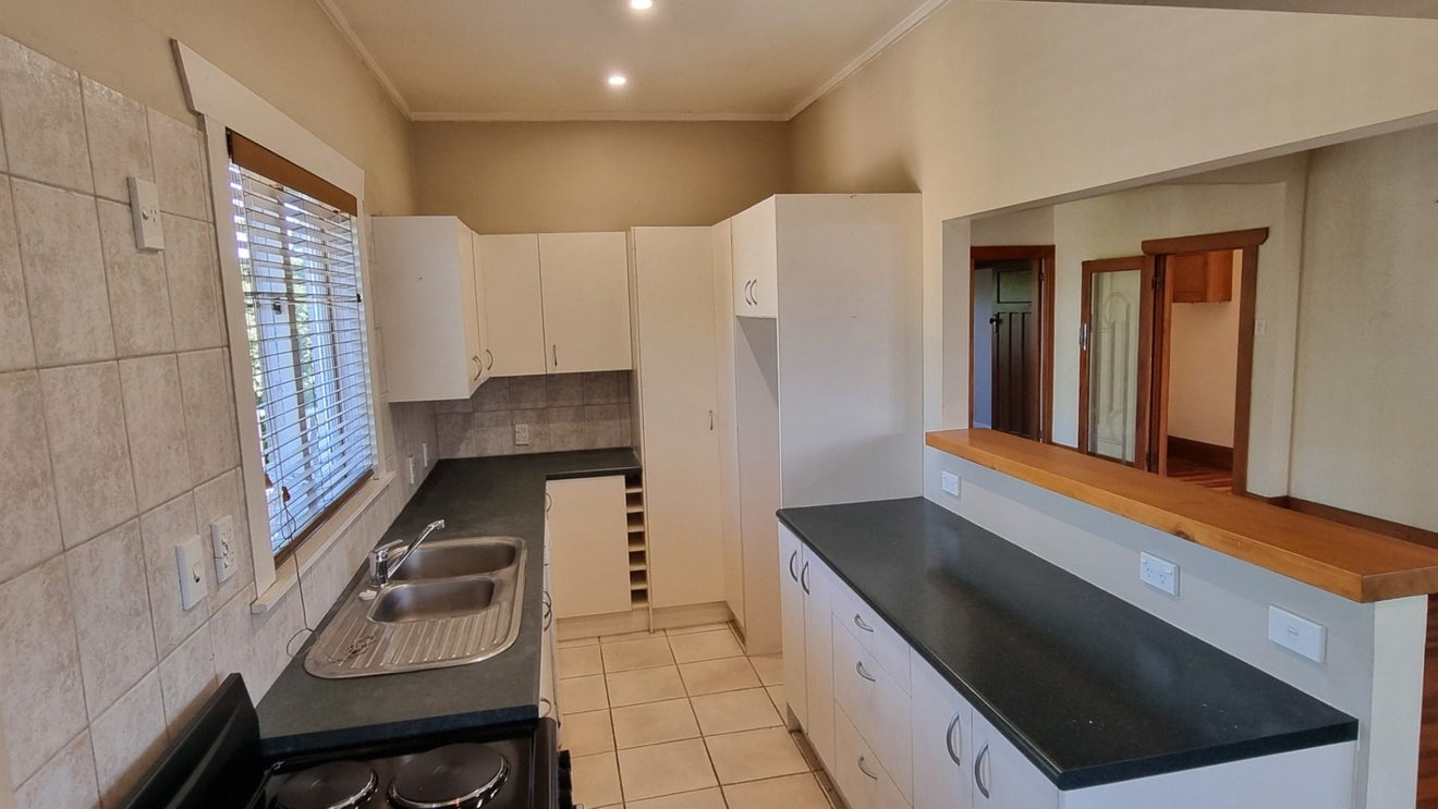 678 Sandringham Road, Sandringham, Auckland - Carousel 2