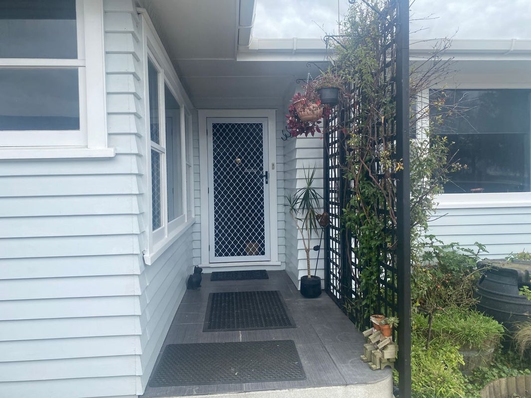 1020 Tremaine Avenue, Roslyn, Palmerston North - Carousel 37