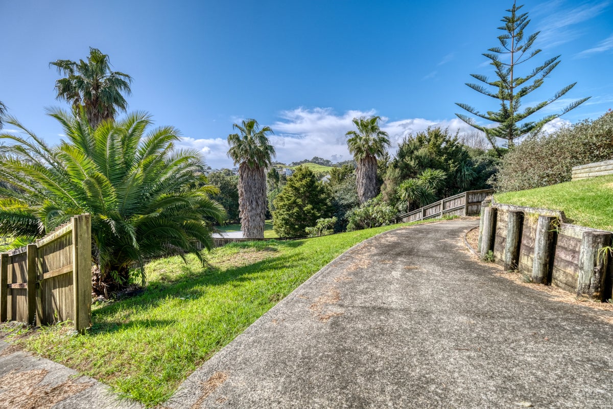 34 Berghan Road, Coopers Beach, Coopers Beach - Carousel 28