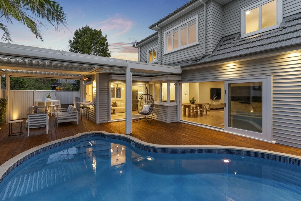 205 Hurstmere Road, Takapuna, Auckland - Carousel 1