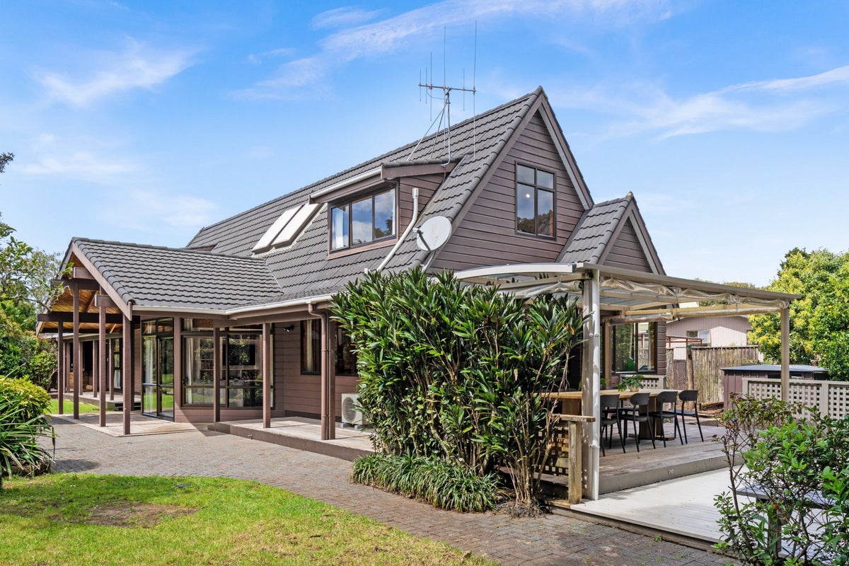 43 Kotare Crescent, Maunu, Whangarei - Carousel 1
