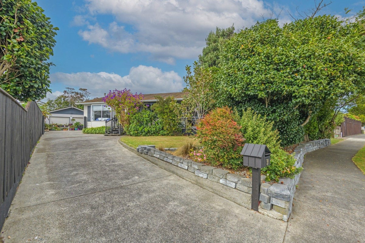 39 Totara Road, Awapuni, Palmerston North - Carousel 22