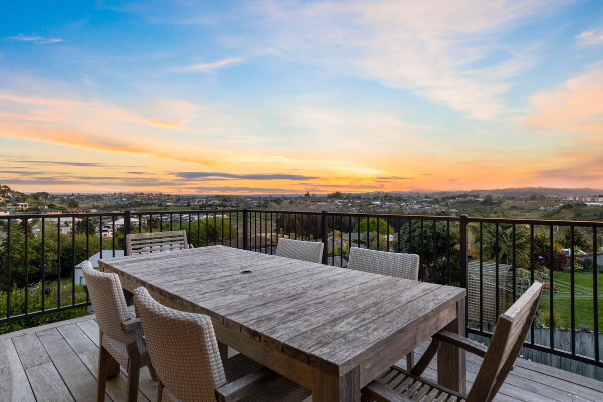 21 Sereno Vista, Bellevue, Tauranga - Carousel 2