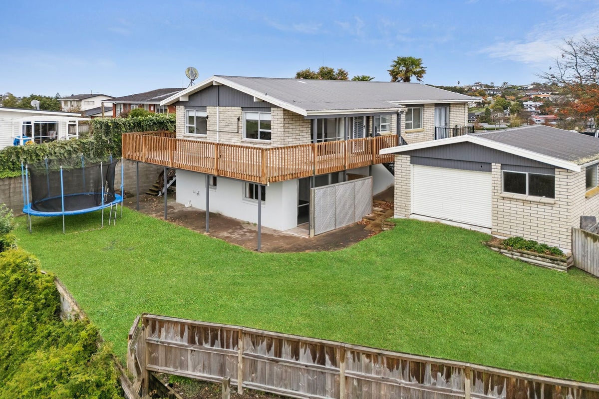 26 Glamis Avenue, Dinsdale, Hamilton - Carousel 1