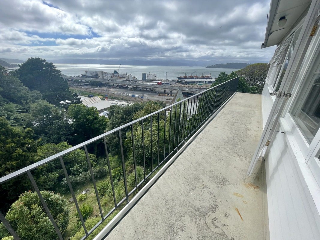 20 Grosvenor Terrace, Wadestown, Wellington - Carousel 12