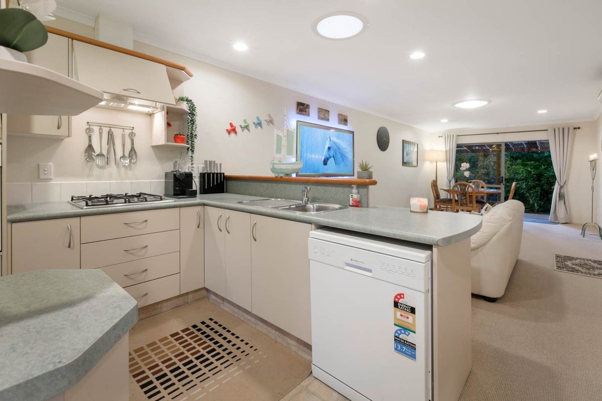 19/41 Manchester Way, Judea, Tauranga - Carousel 2