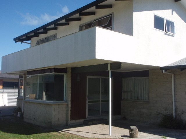 615 Avenue Road West, Saint Leonards, Hastings - Carousel 2
