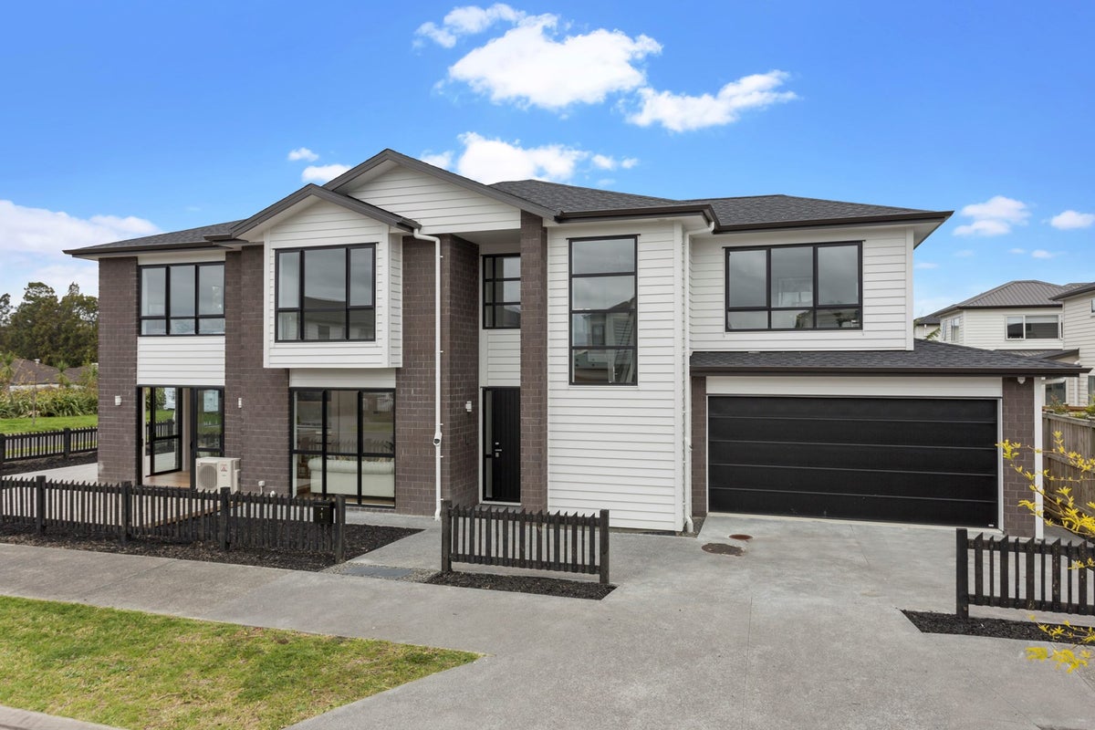 1 Wicket Lane, Whenuapai, Auckland - Carousel 1