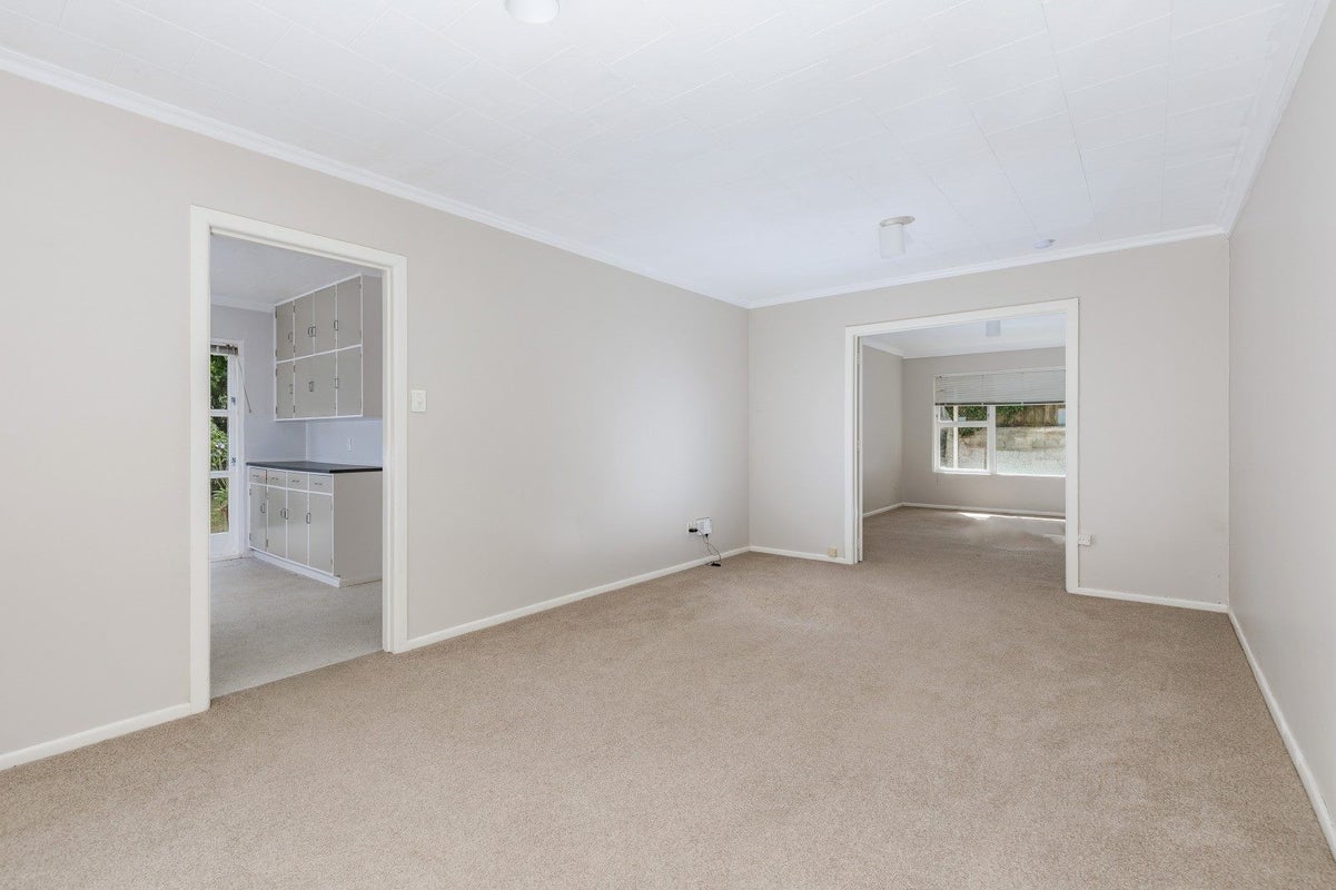 3/3 Felton Mathew Avenue, Saint Johns, Auckland - Carousel 2