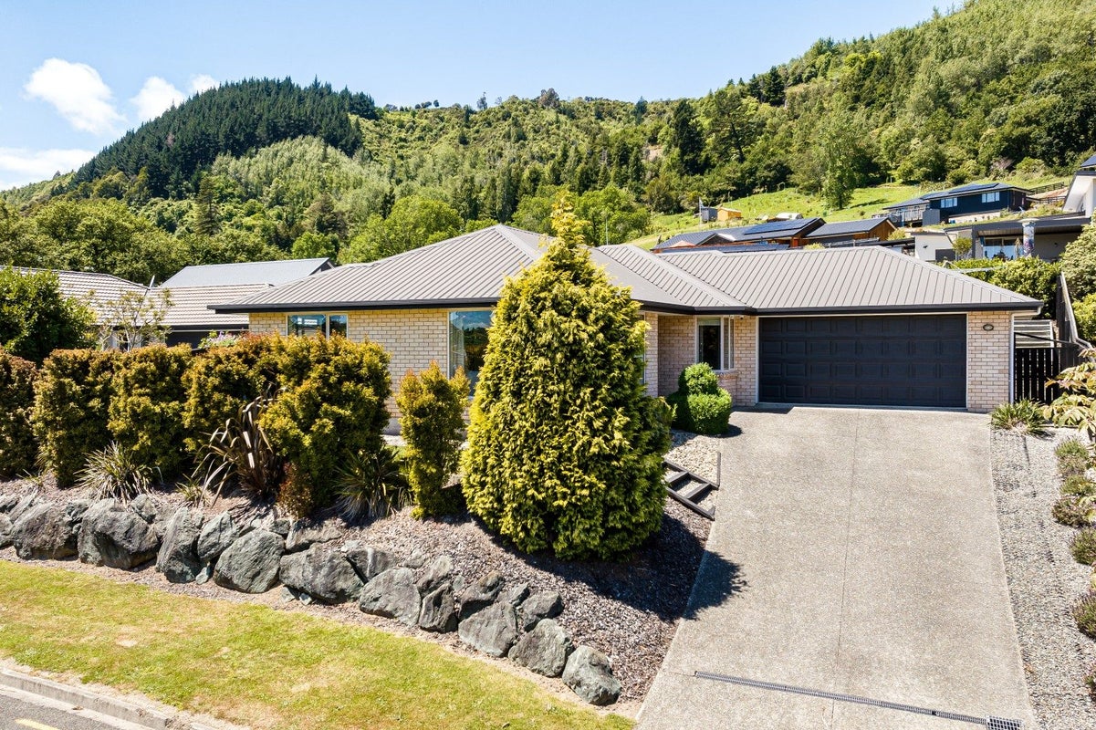 9 Campbell Street, Nelson South, Nelson - Carousel 1