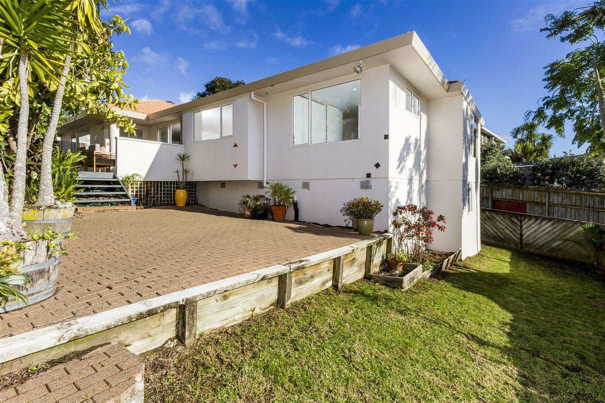 2A GARDEN LANE, Torbay, Auckland - Carousel 23
