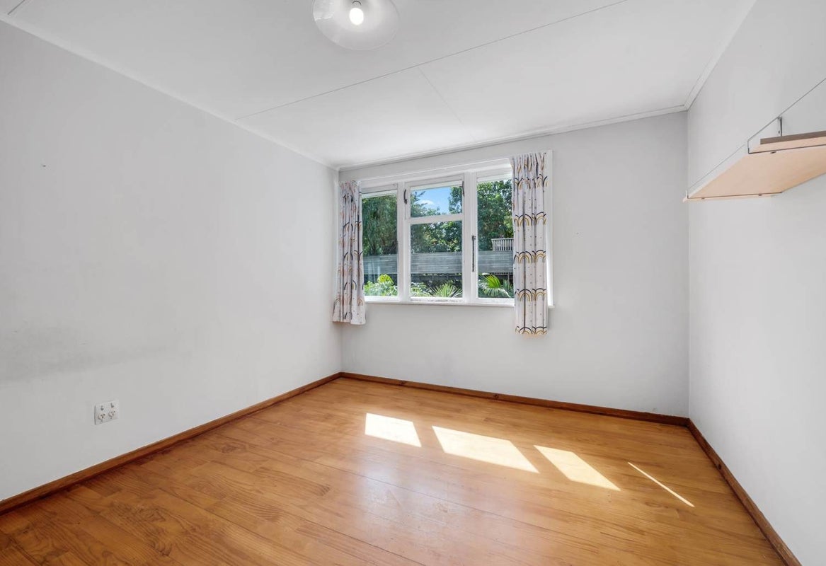 12A Handley Avenue, Narrow Neck, Auckland - Carousel 12