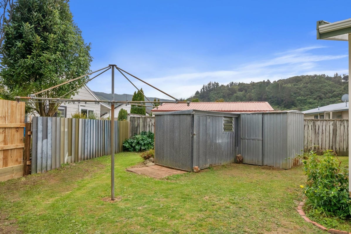 106 Gemstone Drive, Birchville, Upper Hutt - Carousel 20