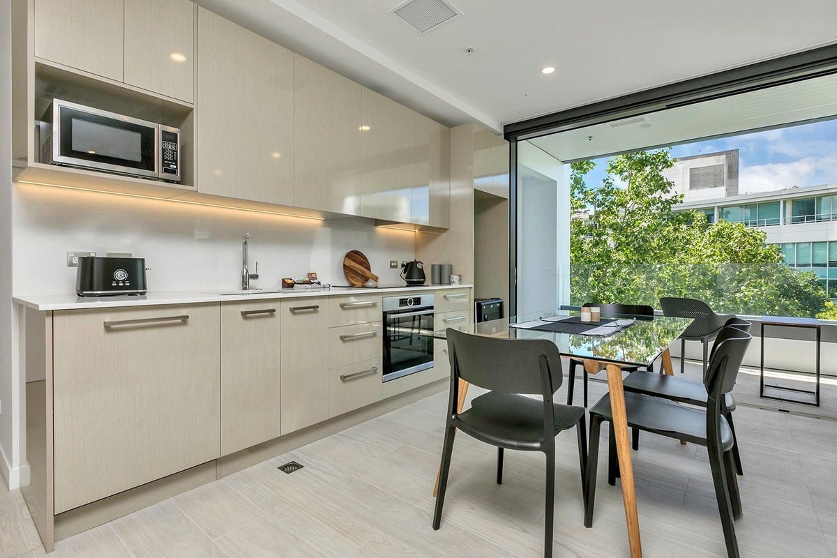 401/27 Rutland Street, Auckland Central, Auckland - Carousel 2