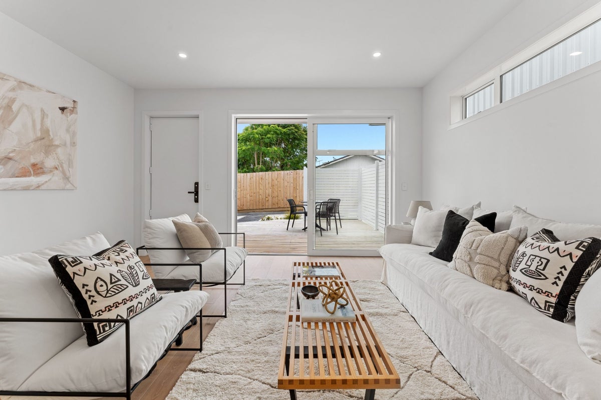 10C Abercrombie Street, Howick, Auckland - Carousel 2