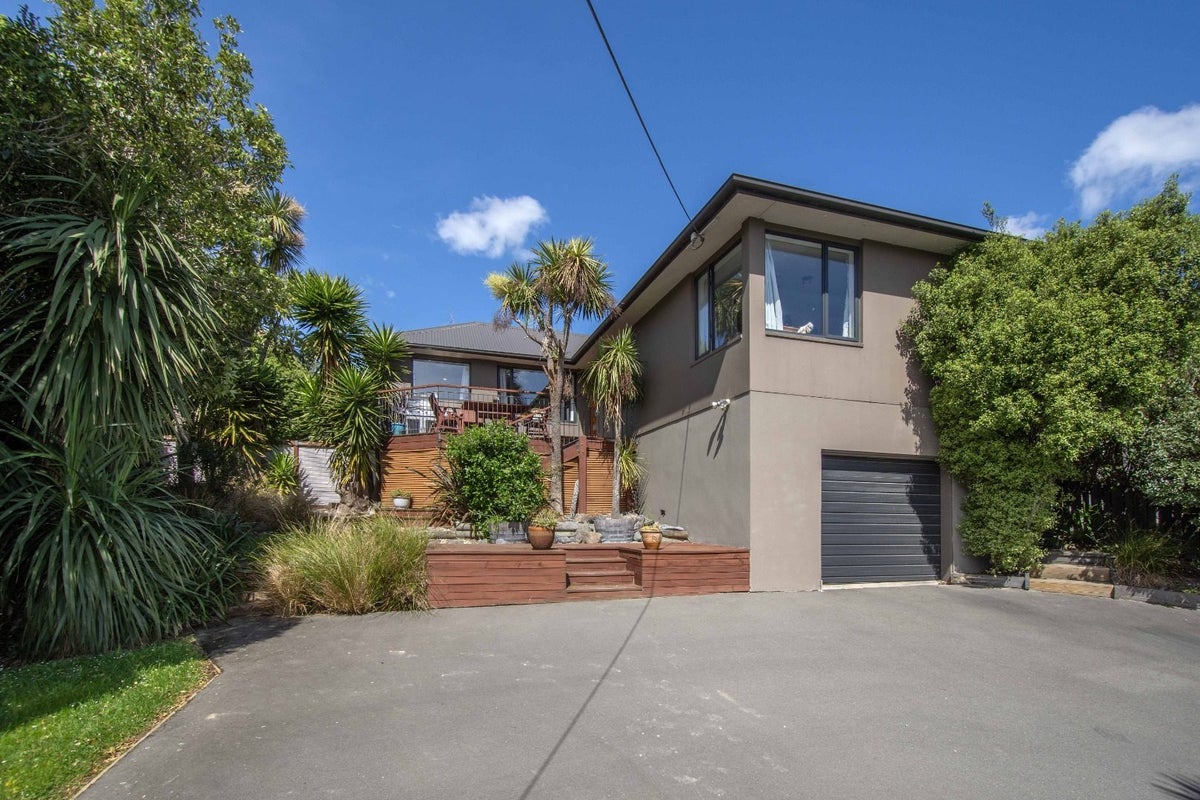 86 Centaurus Road, Huntsbury, Christchurch - Carousel 1