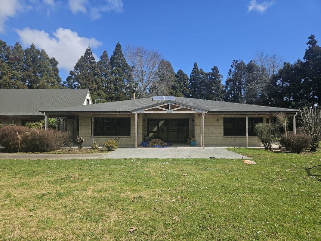 105 Logan Road, Buckland, Pukekohe - Carousel 1