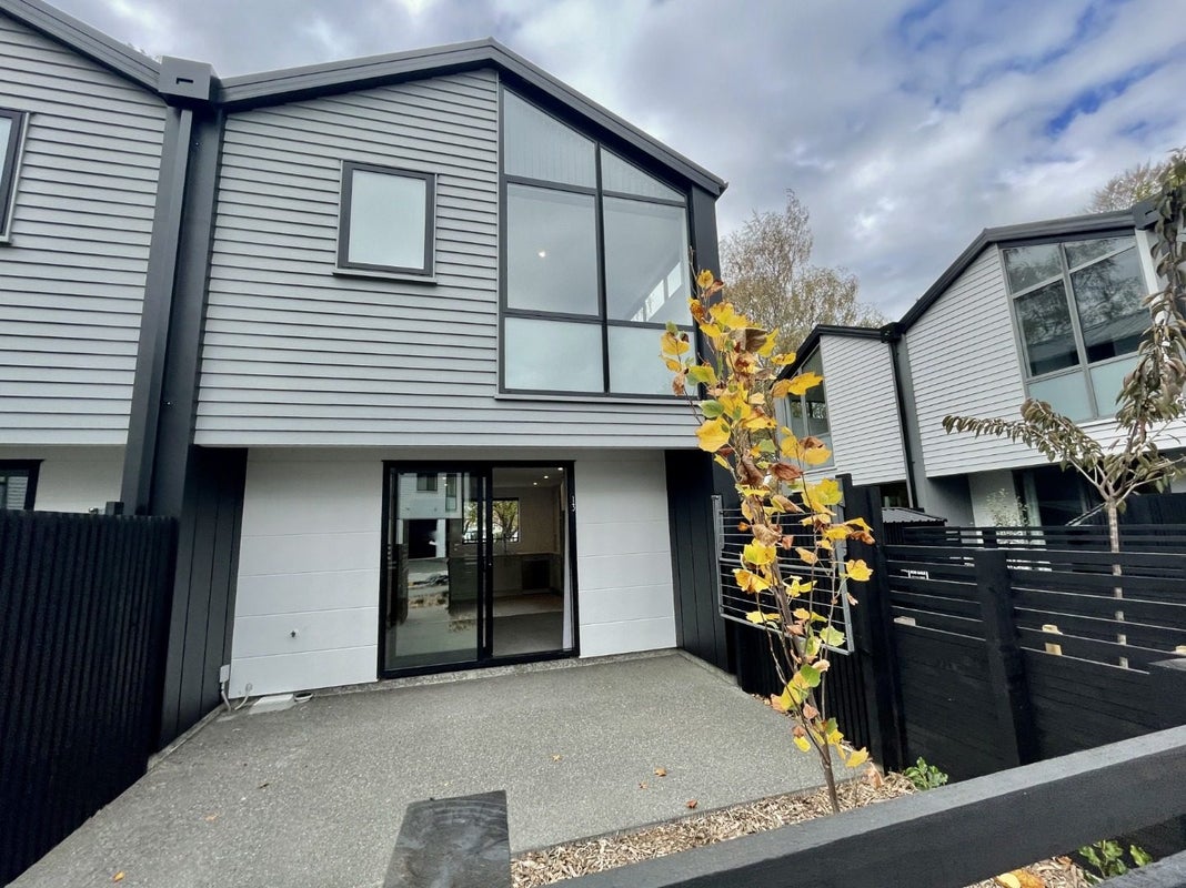 13/27 Harewood Road, Papanui, Christchurch - Carousel 1