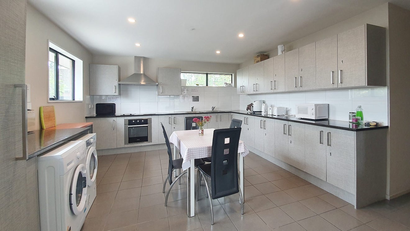 50A Hooker Avenue, Bryndwr, Christchurch - Carousel 2