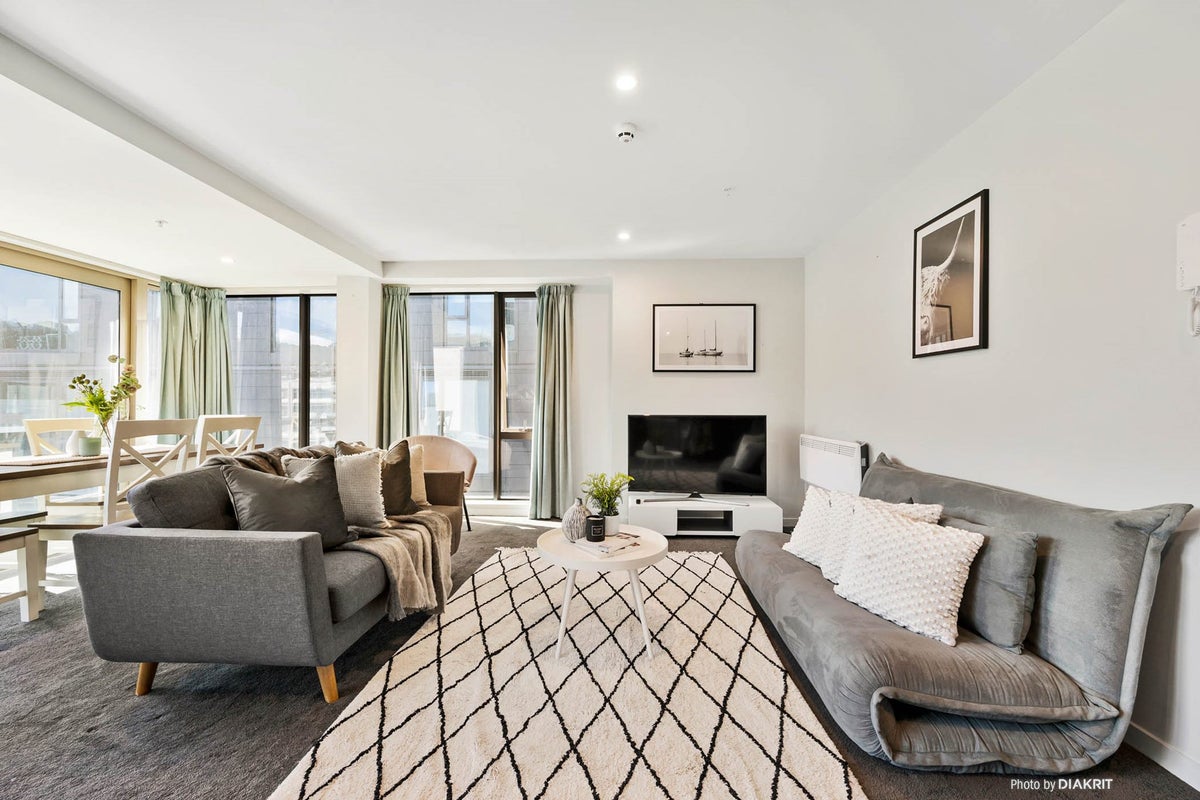906/166 Victoria Street, Te Aro, Wellington - Carousel 2