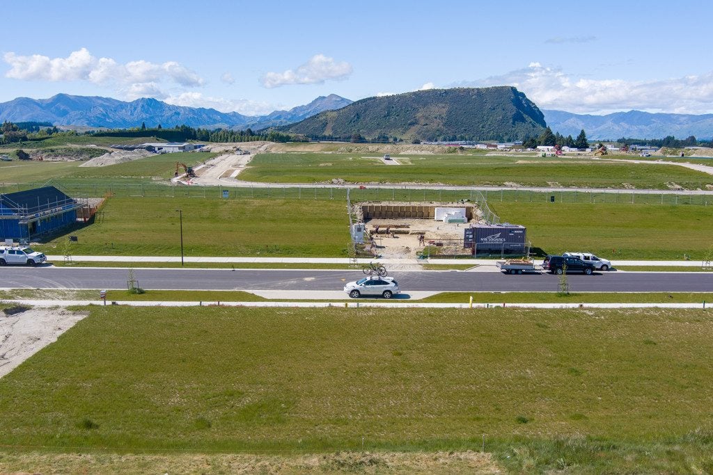 50 Avalon Station Drive, Wanaka, Wanaka - Carousel 1