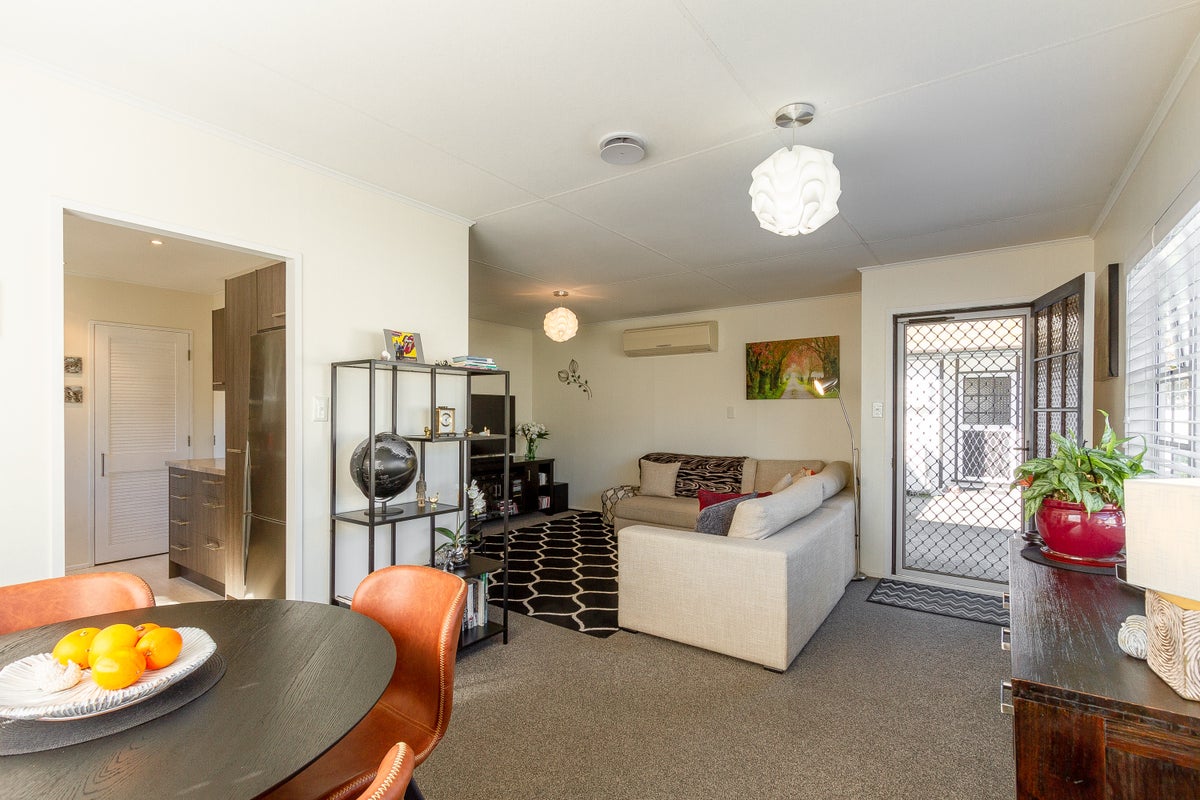 4/26 Herrick Street, Marewa, Napier - Carousel 1