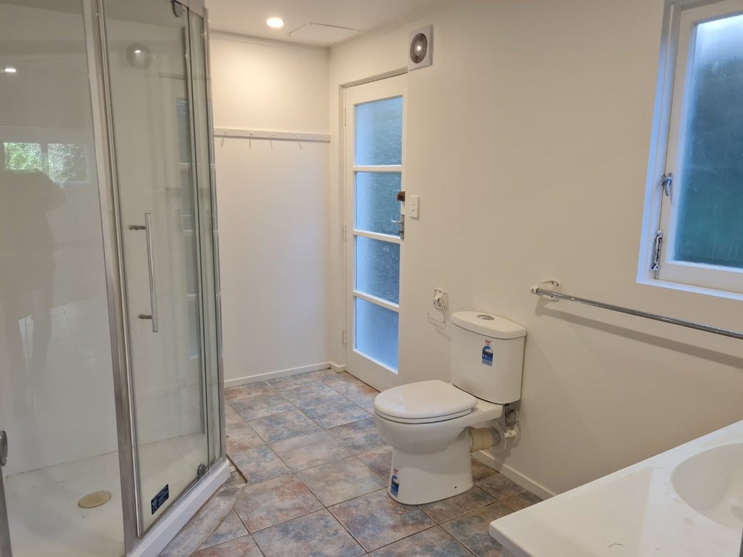 21 Tainui Street, Torbay, Auckland - Carousel 14
