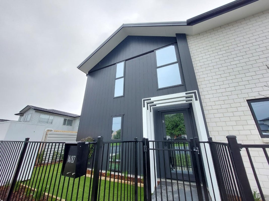 1/87 Taikata Road, Te Atatu Peninsula, Auckland - Carousel 10