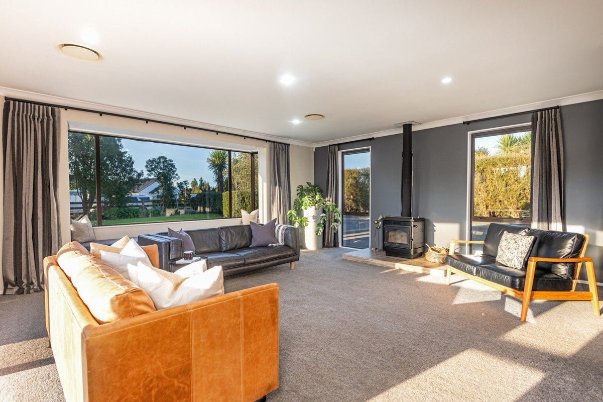5 Wake Place, Aokautere, Palmerston North - Carousel 2