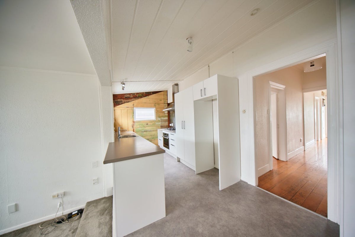 2/28 Burleigh Street, Grafton, Auckland - Carousel 26