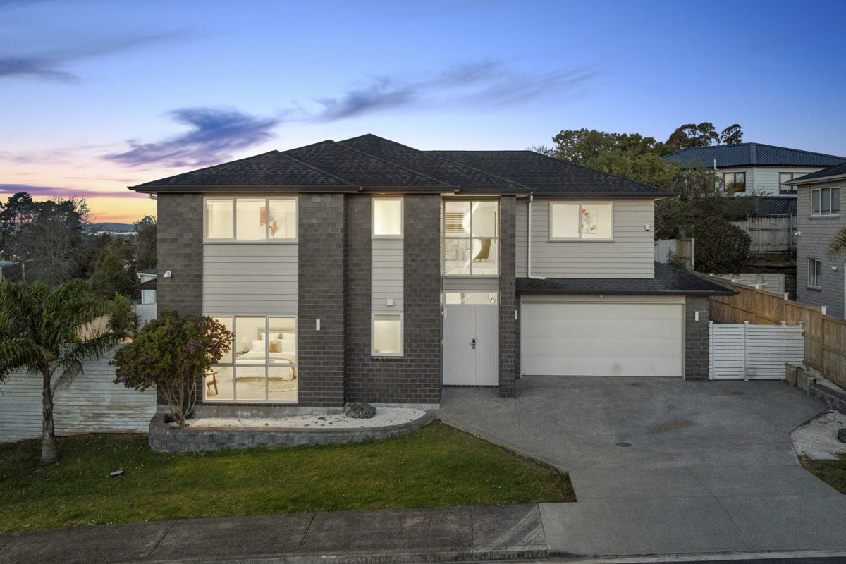 50 Cirrus Way, Ranui, Auckland - Carousel 1