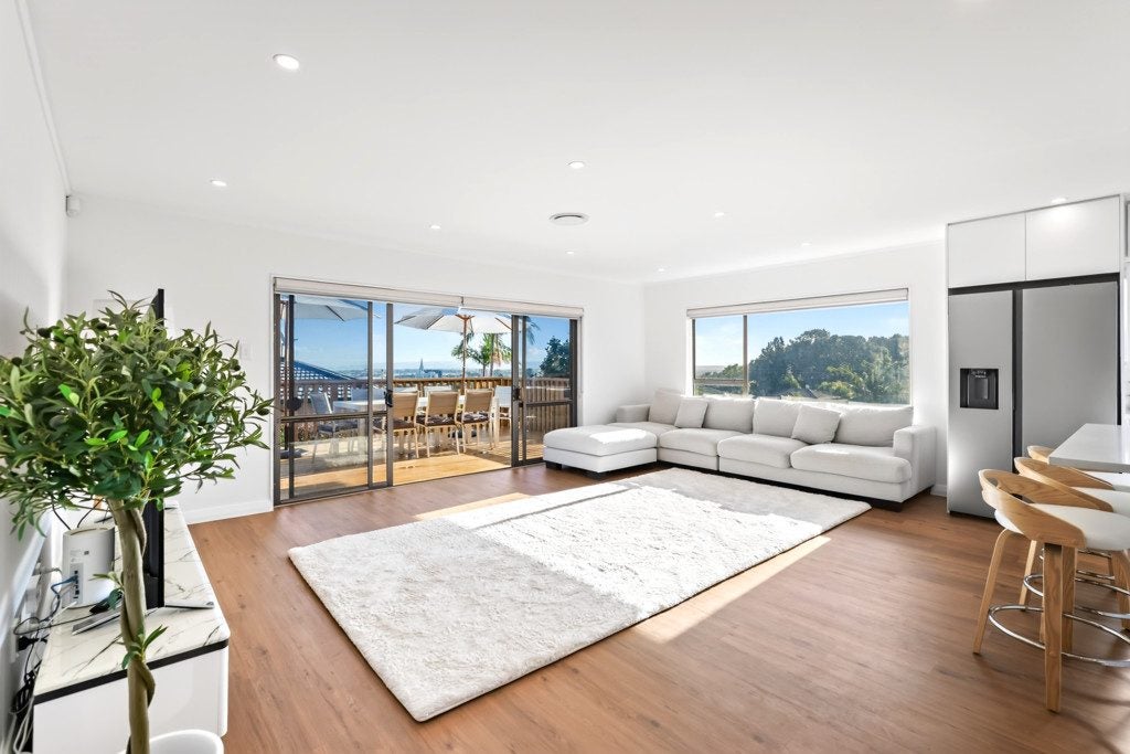 53 Goodwood Drive, Goodwood Heights, Auckland - Carousel 2