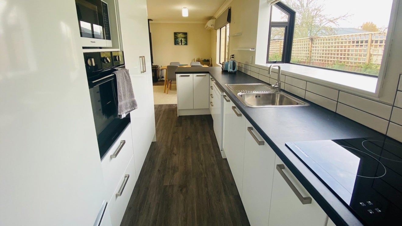 110A Brookfield Street, Hamilton East, Hamilton - Carousel 2