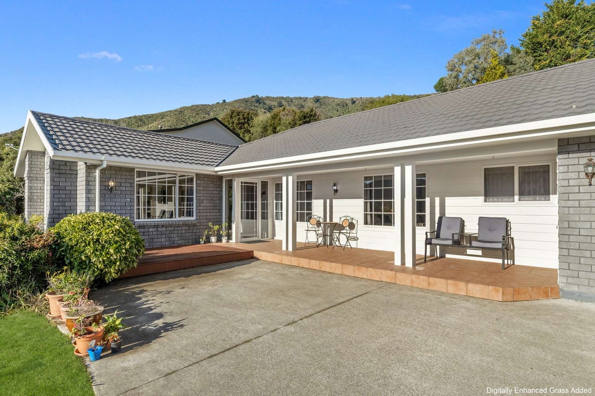 22 Rimu Terrace, Waikawa, Picton - Carousel 2
