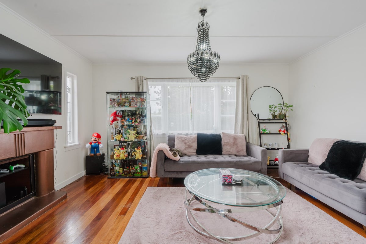 287 Clarkin Road, Fairfield, Hamilton, Waikato - Carousel 2