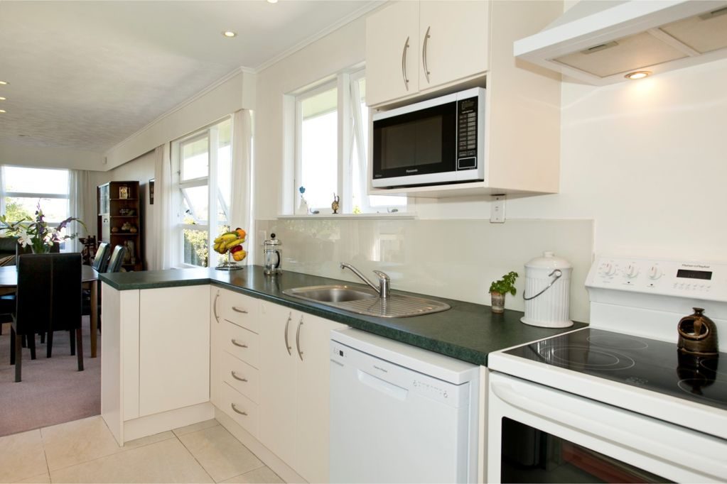 142 Glamorgan Drive, Torbay, Auckland - Carousel 2