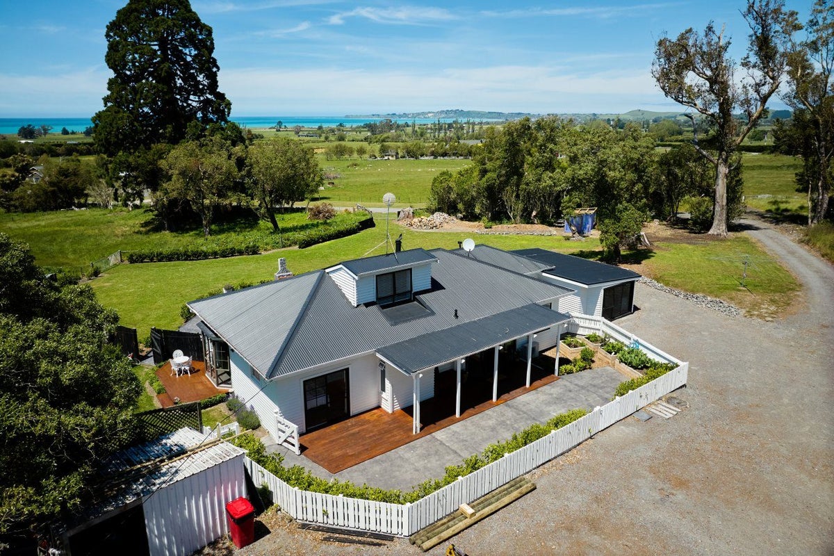 148 Harnetts Road, Kaikoura Flat, Kaikoura - Carousel 1
