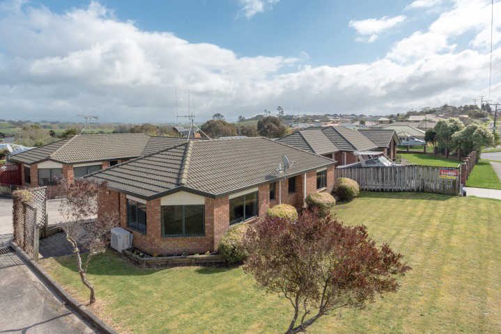 43 Brymer Road, Grandview Heights, Hamilton - Carousel 1