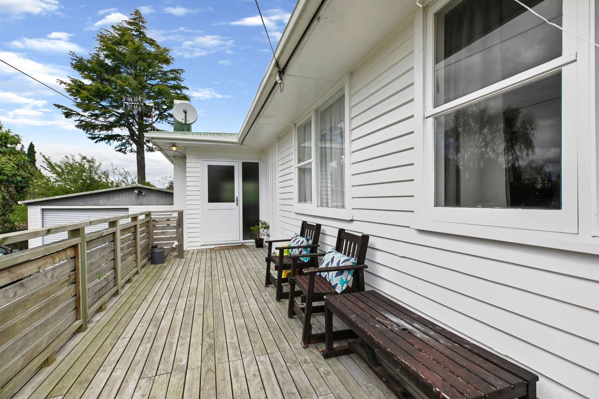 50 Mount View Drive, Mangakakahi, Rotorua - Carousel 2