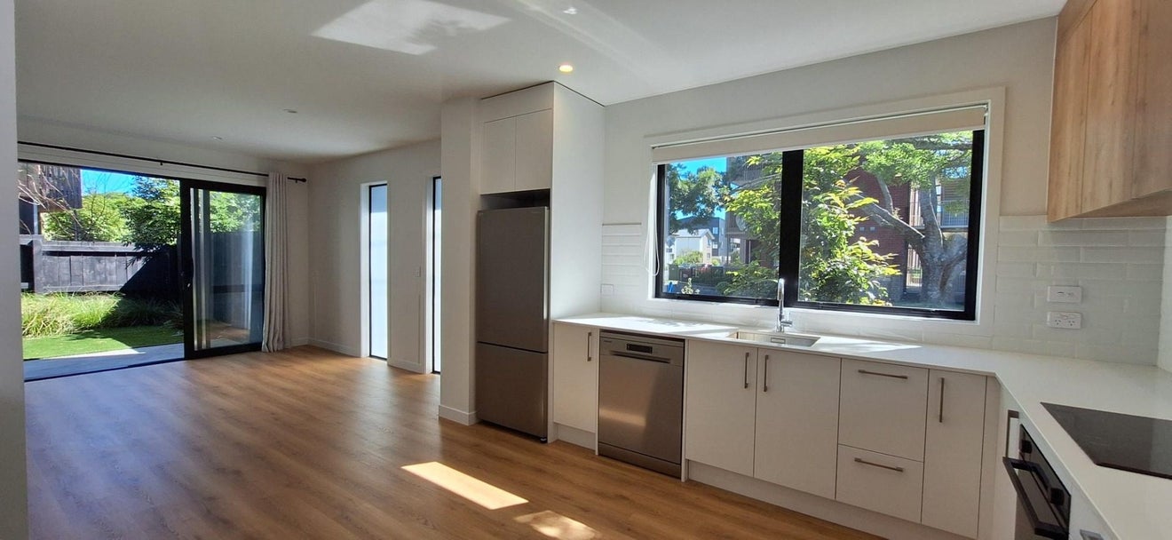 1/89A Hendon Avenue, Mount Albert, Auckland - Carousel 2